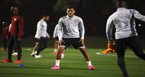 محمد شريف: الأهلي يبحث عن أفضل لاعب دائمًا سواء متواجد أم لا